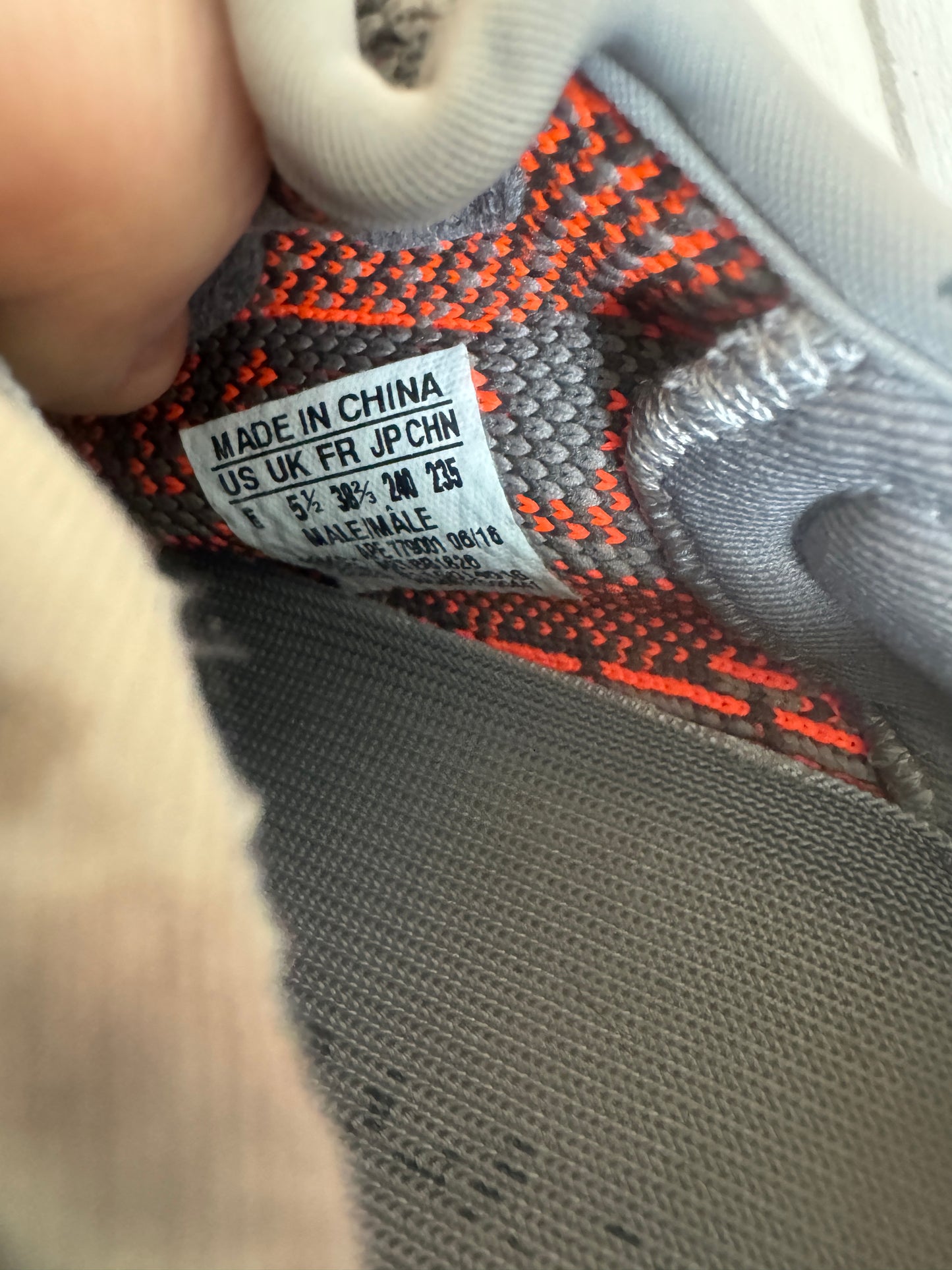 Adidas Yeezy 350 Beluga